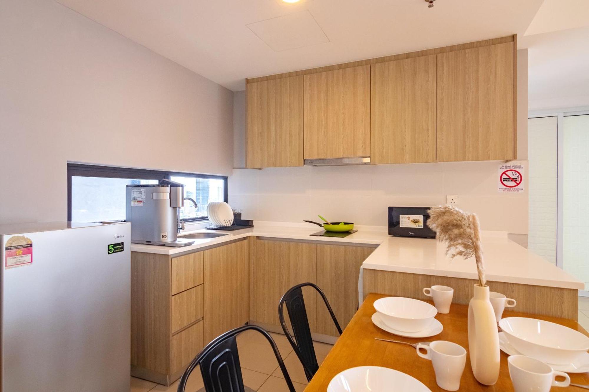 Tropicana 218 Macalister X Airlevate Suites 乔治敦 外观 照片